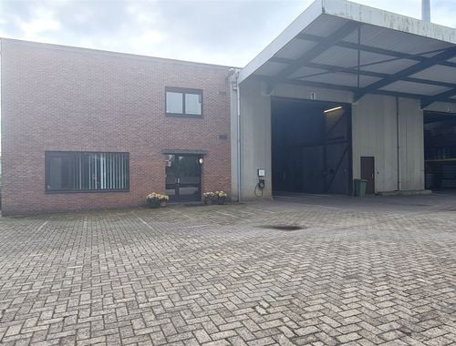                                         Entrepôt à louer à Turnhout, € 1.500
