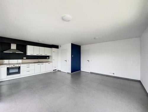                                         Appartement te huur in Tournai, € 700
