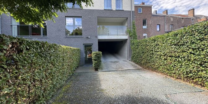 Garage te koop in Avenue Joseph Wauters 8 bus LOT 1, 4130 Tilff