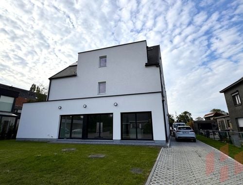                                         Duplex te koop in Steendorp, € 405.000
