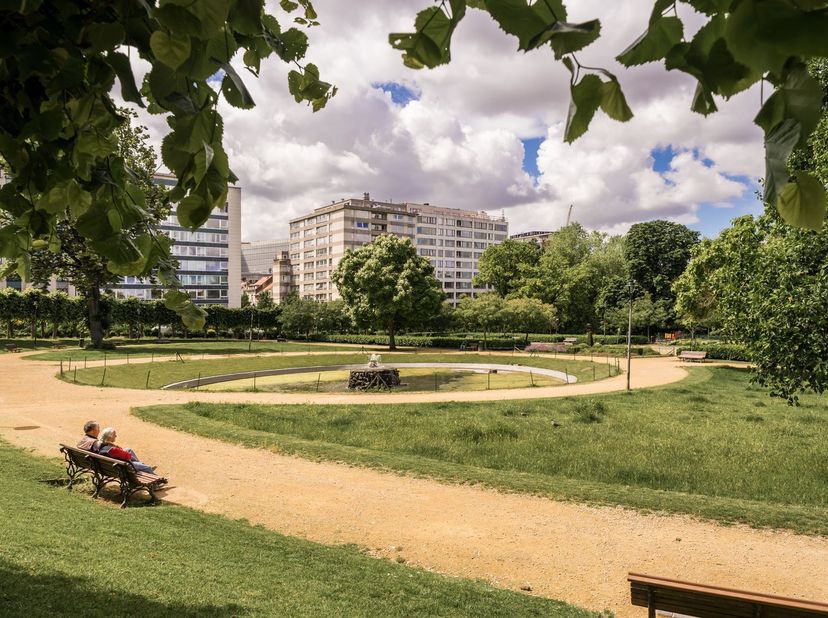 Appartement te koop in Ambiorixsquare 18,
                    1000 Brussel