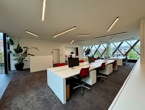                                         Bureaux à louer à Gent, € 3.500
