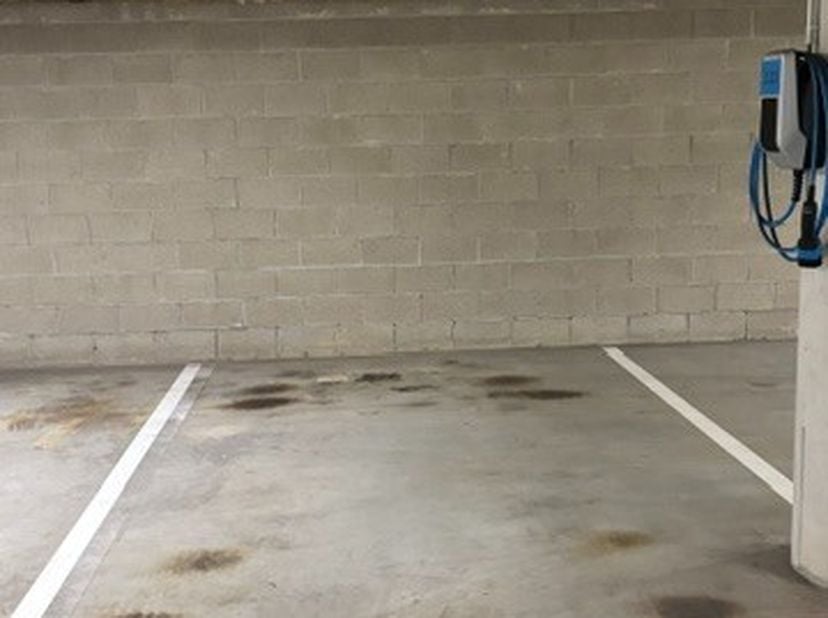 Garage à louer
                    à 3500 Hasselt