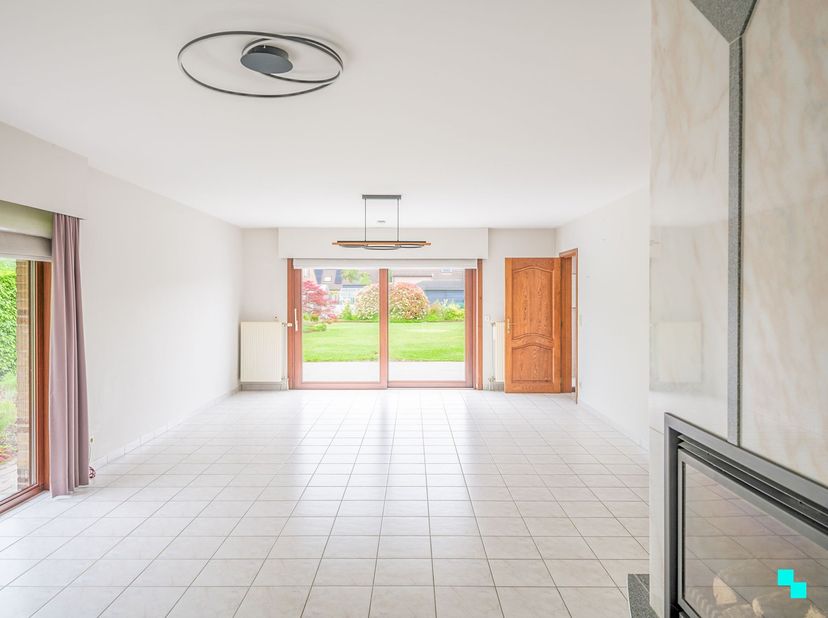 Maison à vendre
                    à 9820 Merelbeke