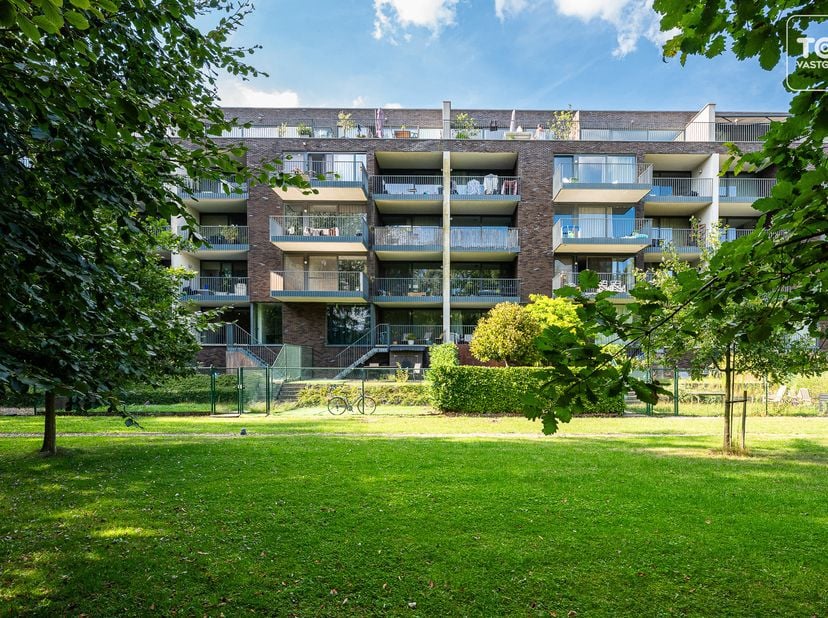 Appartement te koop in Hélène Dutrieulaan 2 bus 202,
                    9051 Sint-Denijs-Westrem
