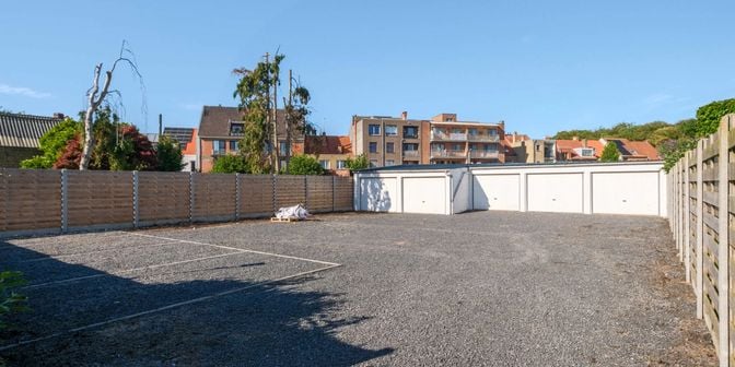 Garage te koop in Dampoortstraat 83, 8310 Sint-Kruis