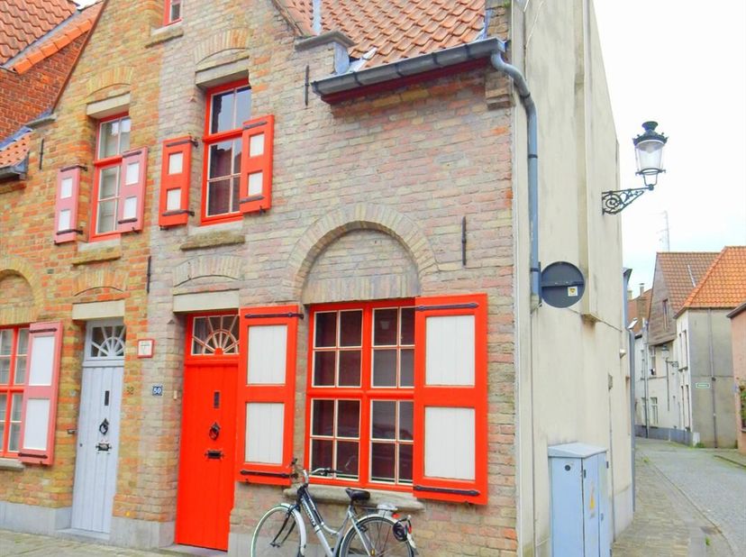 Maison à louer
                    à 8000 Brugge