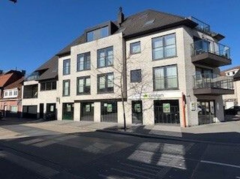 Garage à vendre
                    à 8790 Waregem