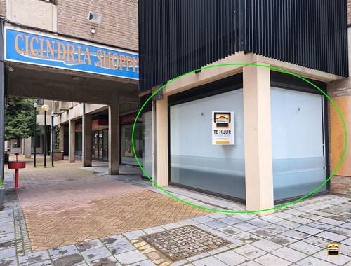                                         Kantoor te koop in Sint-Truiden, € 75.000
