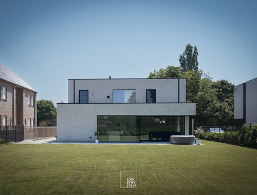                                        Villa te koop in Opgrimbie, € 795.000
