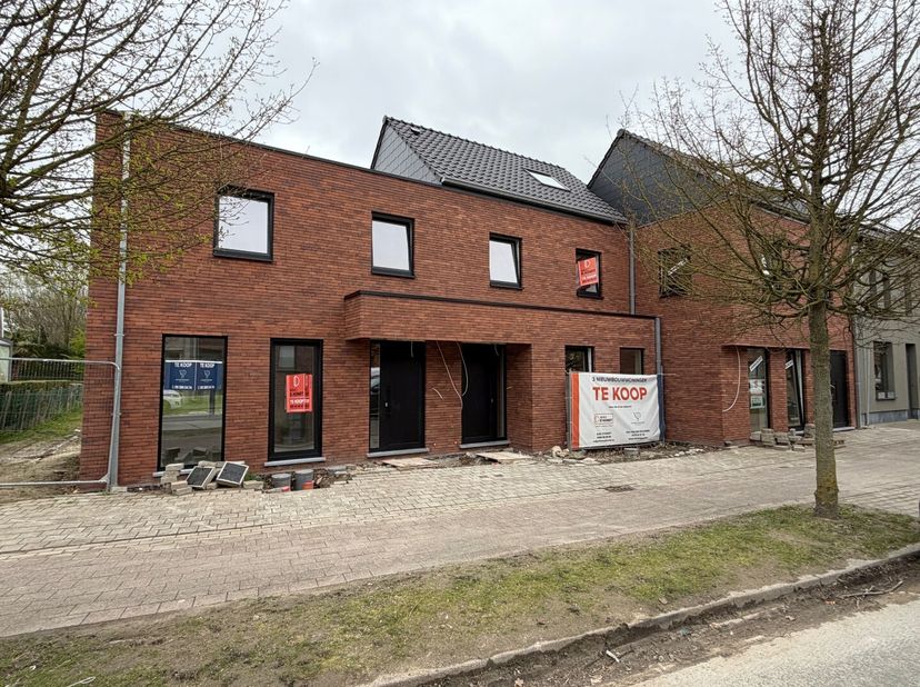 Huis te koop
                    in 9700 Eine