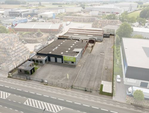                                         Bedrijfsgebouw te koop in Ardooie, € 1.900.000
