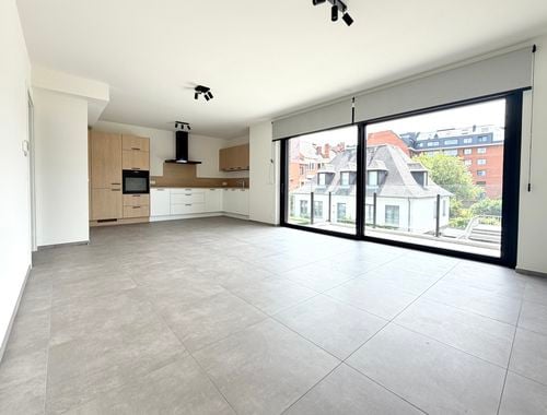                                         Appartement te huur in Jambes, € 1.000
