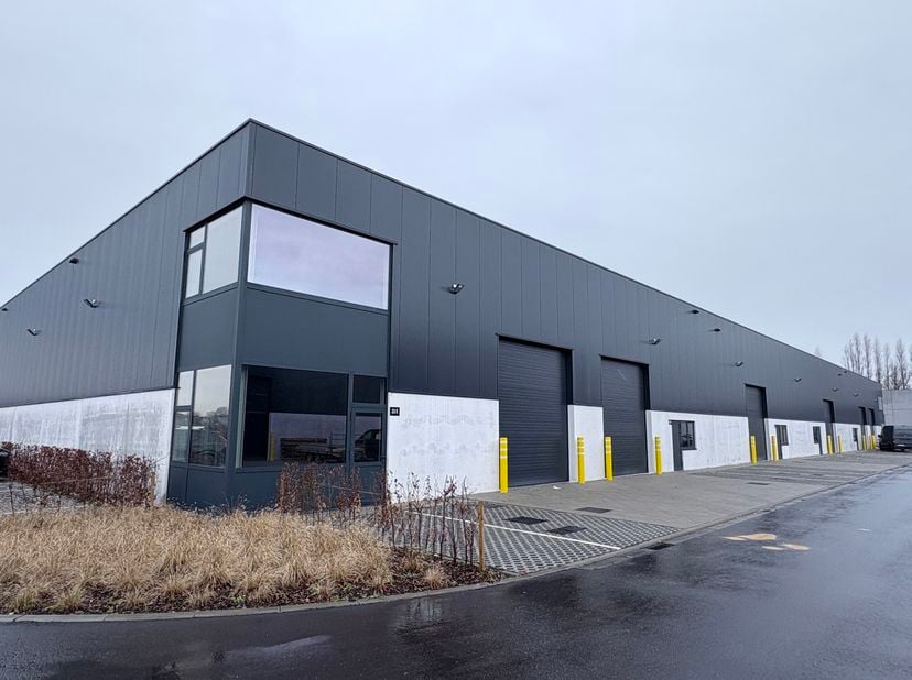 Bien professionnel à vendre
                    à 2220 Heist-op-den-Berg