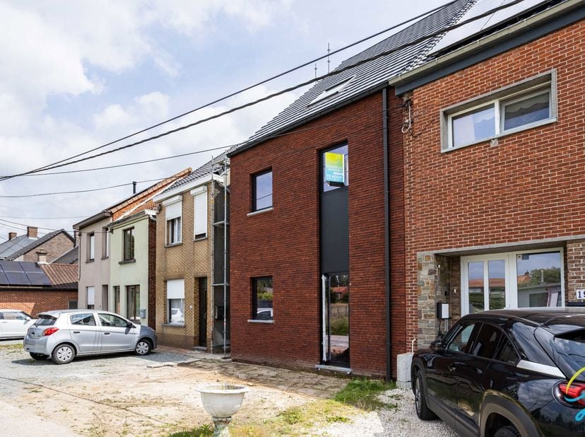 TE KOOP te Dendermonde <br />
Deze kwalitatieve landelijke nieuwbouw woning wordt ruwbouw winddicht (casco) verkocht en geeft je nog absolute vrijheid