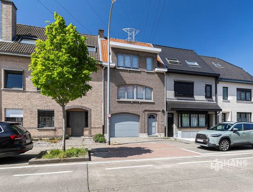                                         Maison à vendre à Bazel, € 355.000
