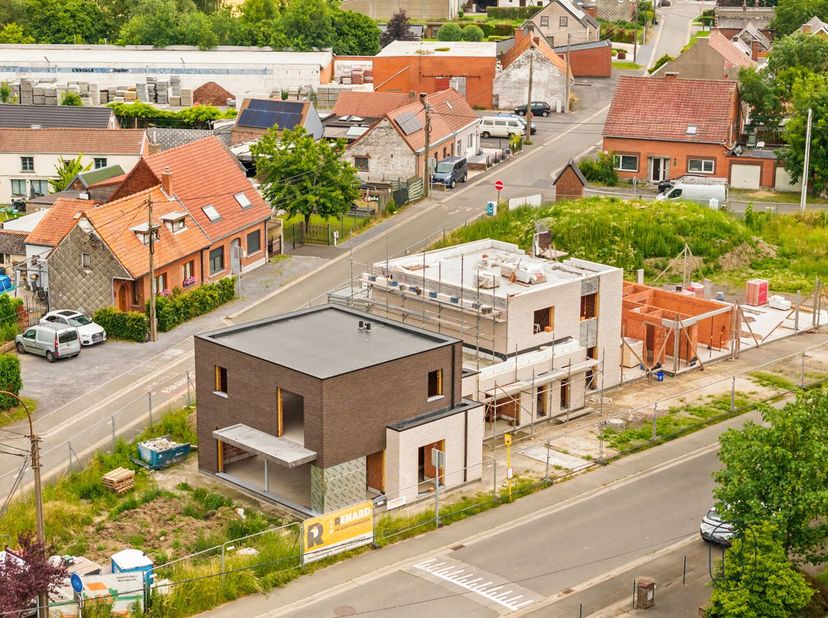 Huis te koop
                    in 7730 Estaimbourg
