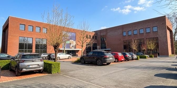 Bien professionnel à vendre à Ter Reigerie 11-13, 8800 Roeselare