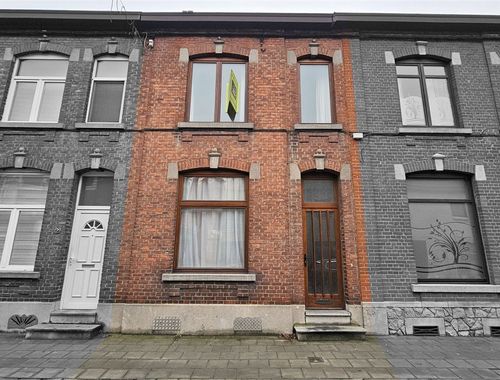                                         Eengezinswoning te koop in Quaregnon, € 119.000
