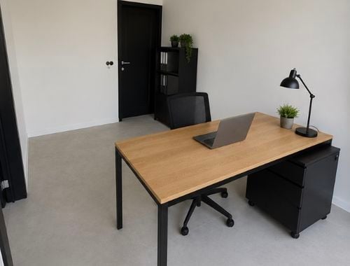                                         Bureaux à louer à Gent, € 425
