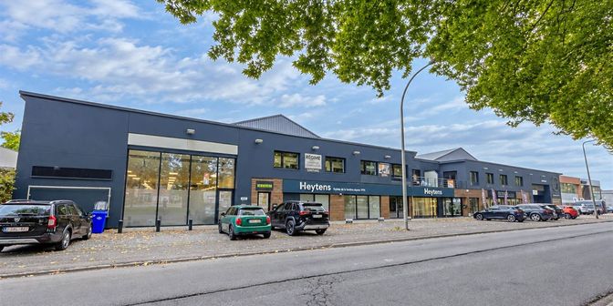 Bedrijfsvastgoed te huur in Avenue de Maire 175, 7500 Tournai