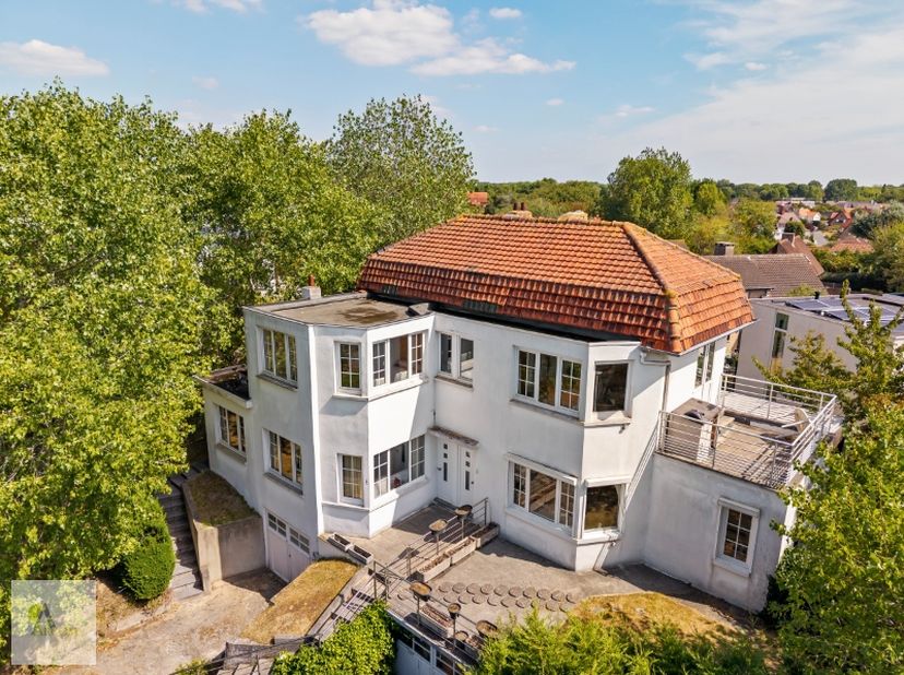 Huis te koop in Astridlaan 4 & 6,
                    8670 Oostduinkerke