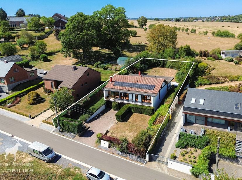 Référence Agence : V6031-1847<br />
VISITE VIRTUELLE : https://envisite.net/vtour/fr/e2x4zj/frame<br />
Découvrez cette maison d’architecte originale