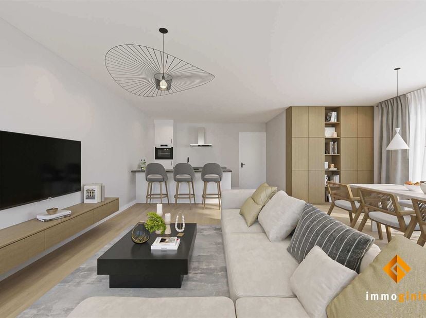 AANGEPAST VOOR MINDERVALIDEN EN OUDEREN: Dit appartement op de eerste verdieping van maar liefst 113 m² is voorzien van twee slaapkamers en een gezell