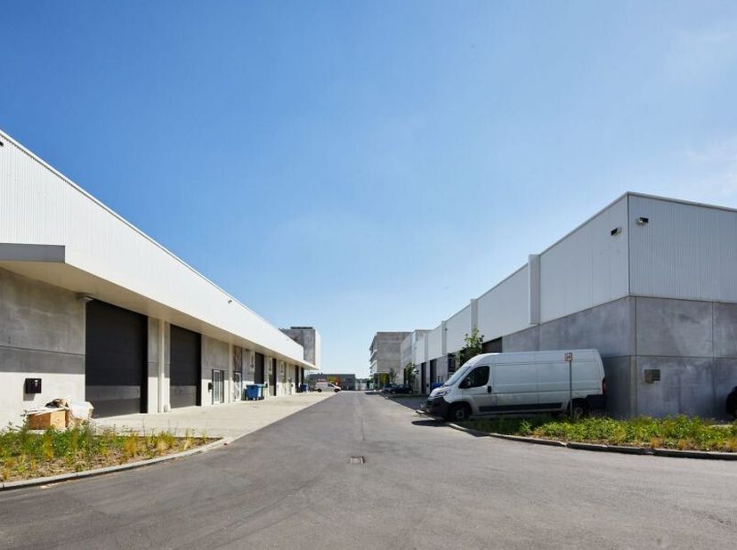 Alfons Gossetlaan 30, 1702 Groot-Bijgaarden | magazijn (1 unit, 370 m²)