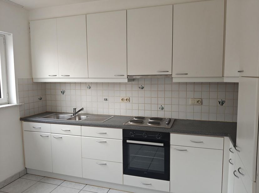 Appartement à louer à Vijfstraten 96,
                    9100 Sint-Niklaas