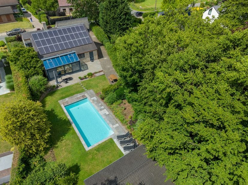 Huis te koop in Velveken 102,
                    2440 Geel