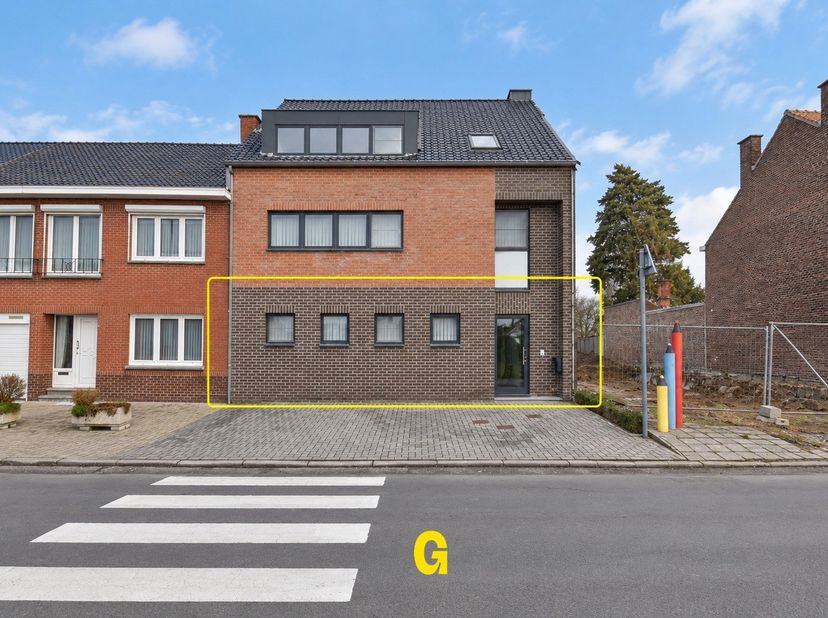 Appartement te huur in Nederstraat 25 - A bus 1,
                    3730 Hoeselt