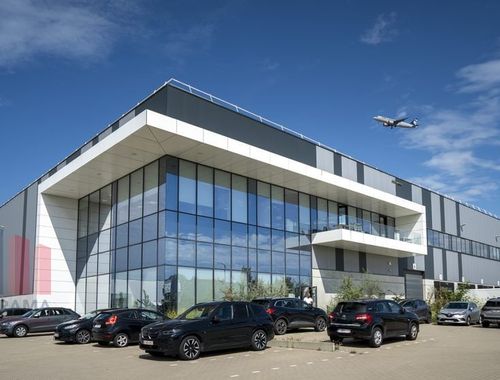                                        Bedrijfsgebouw te huur in Heppignies, € 161.711

