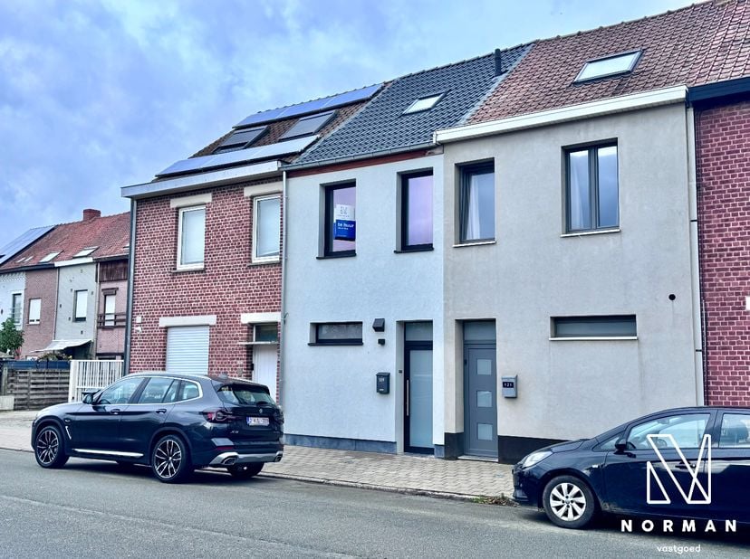 Huis te huur in Beversestraat 119,
                    8530 Harelbeke