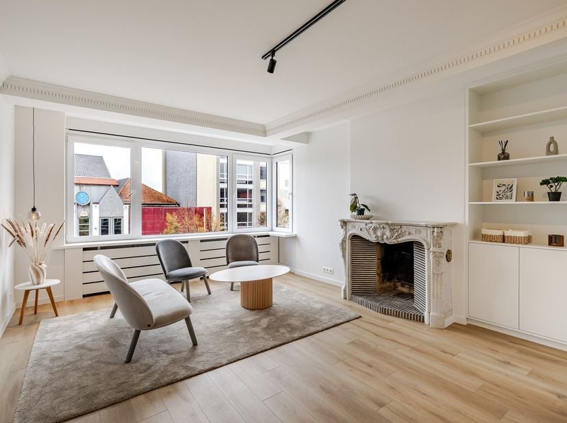 Appartement te koop in Hopmarkt 5 bus 9,
                    9300 Aalst
