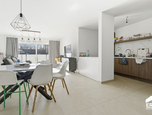                                         Appartement à vendre à Emelgem, € 299.000
