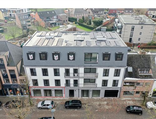                                         Handelszaak te huur in Oud-Turnhout, € 1.750
