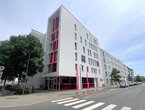                                         Kantoor te huur in Antwerpen, € 4.017
