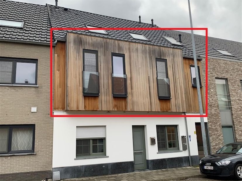 Appartement à louer
                    à 2400 Mol
