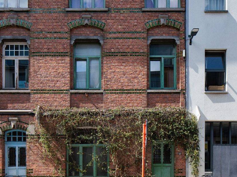 Huis te koop in Smidsestraat 72,
                    9000 Gent