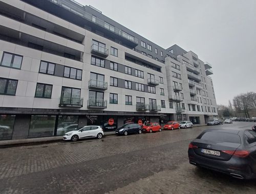                                         Appartement à vendre à Bruxelles, € 274.000
