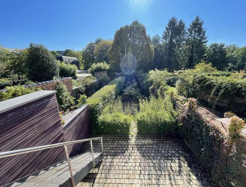                                         Appartement te huur in Ukkel, € 1.800

