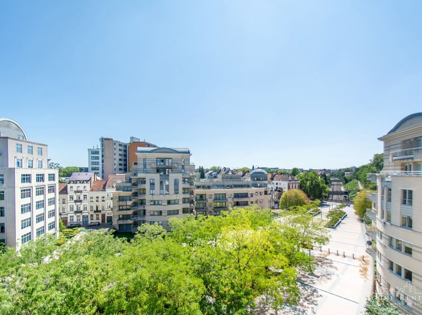 Eurovillage I €V B 2.2.6 - BESCHIKBAAR VANAF 15/07/2026 - 1 JAAR CONTRACT met mogelijkheid tot verlenging - Dit gemeubileerd appartement ligt naast he