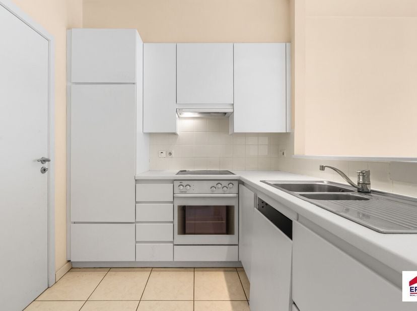 Te koop: appartement met zeezicht te regio groenendijk Oostduinkerke. Dit appartement bevindt zich in de omgeving groenendijk met prachtig zeezicht en