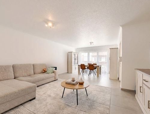                                         Appartement te koop in Oostrozebeke, € 184.000
