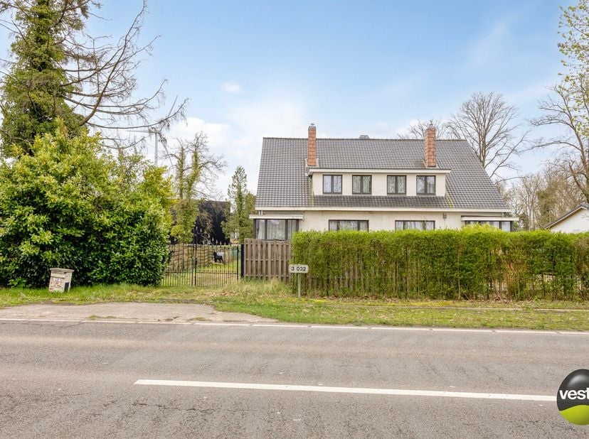 Huis te koop in Genkersteenweg 237,
                    3500 Hasselt