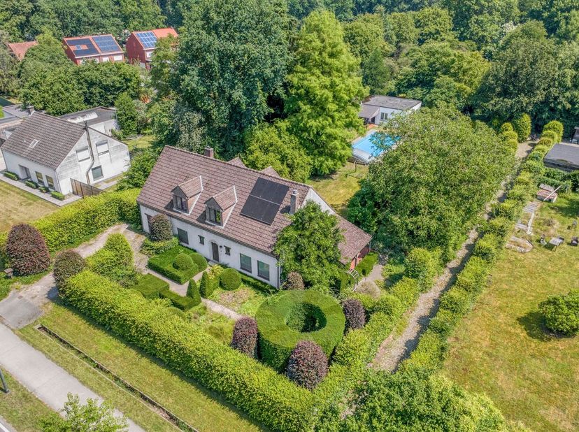 Huis te koop in Raymond Delbekestraat / Waterstraat 161,
                    2980 Zoersel