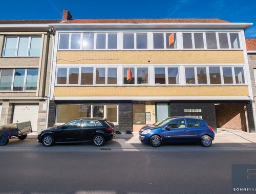                                         Appartementsgebouw te koop in Sint-Kruis, € 1.452.000
