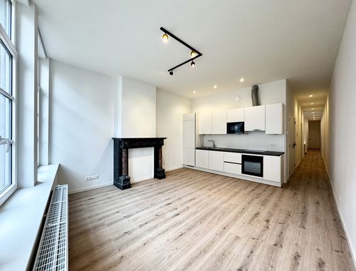                                         Appartement te huur in Namur, € 1.050
