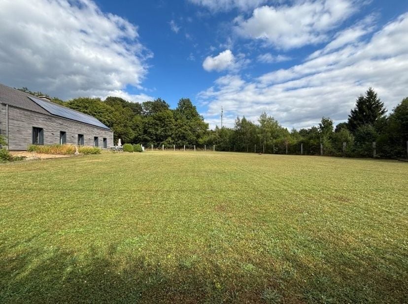 Huis te koop in Les Quatre Chemins 4,
                    6830 Bouillon